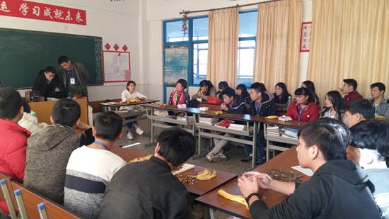 说明: C:\Users\15265\Desktop\校企合作\校企合作交流\校企合作交流会1.jpg